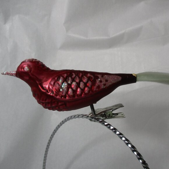 Vintage Clip-On Glass Red Bird Christmas Holiday Tree Ornament Spun Glass Tail - Picture 6 of 6